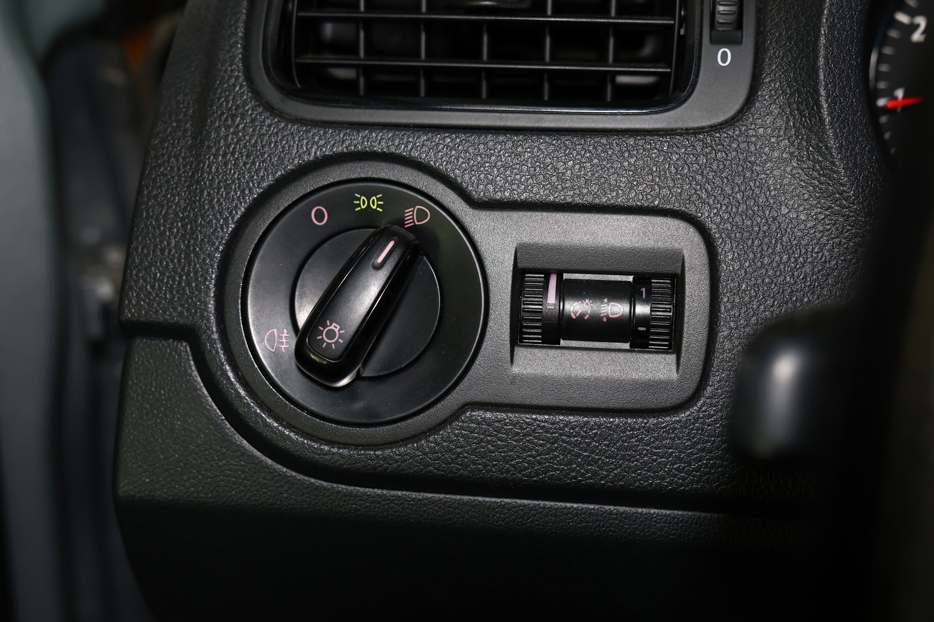 Volkswagen 1.2 comfortline AVM CARPLAY AIRCO BLUETOOTH AUX '11 - foto 12