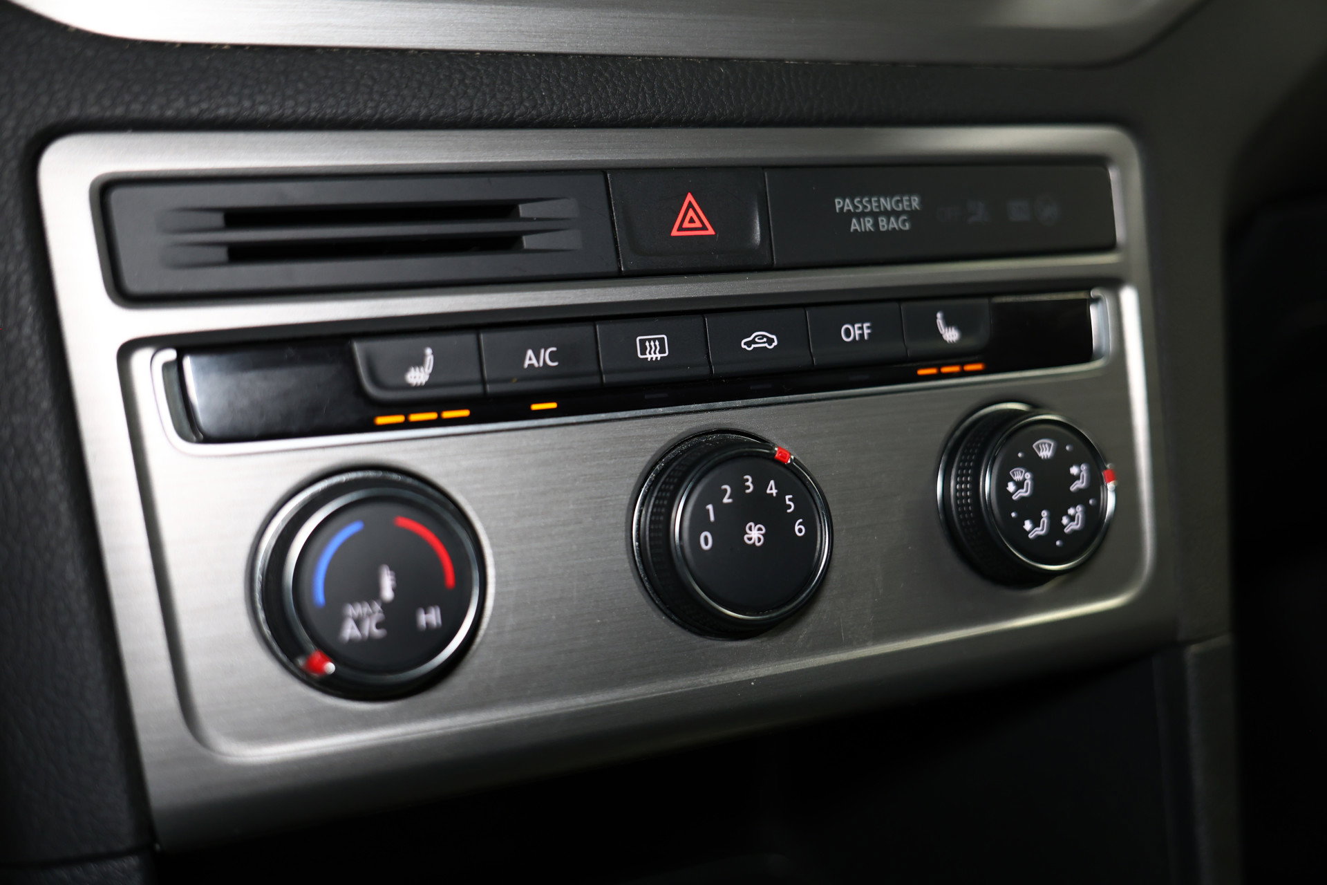 Volkswagen 1.2 TSI AVM Business Edition Connected AIRCO CRUISE AUX PDC STOELVW"17 - foto 23