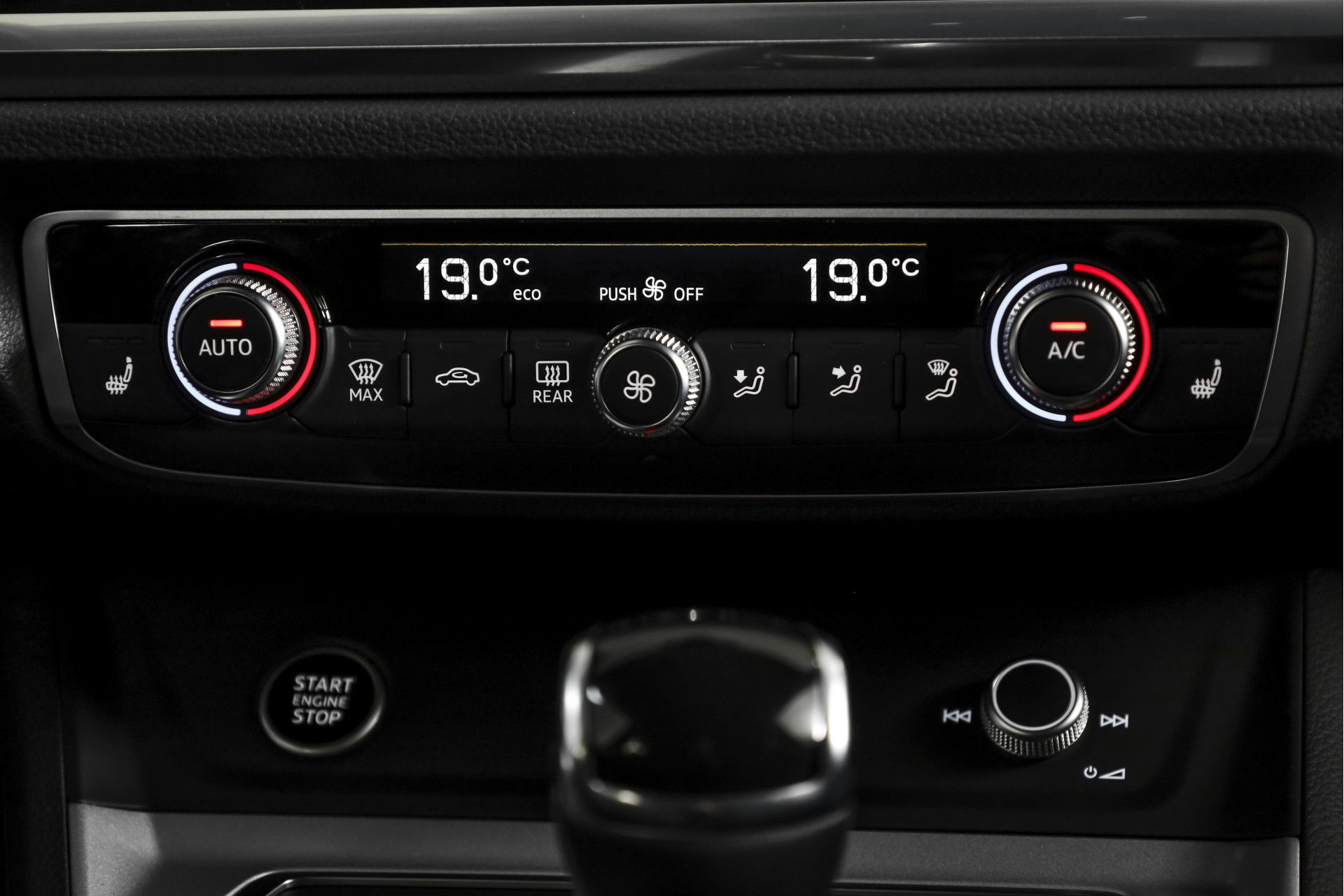 Audi - Q3