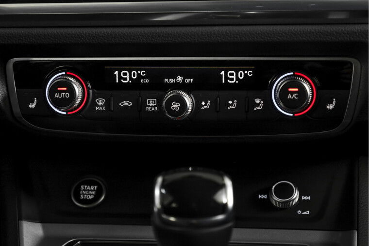 Audi - Q3