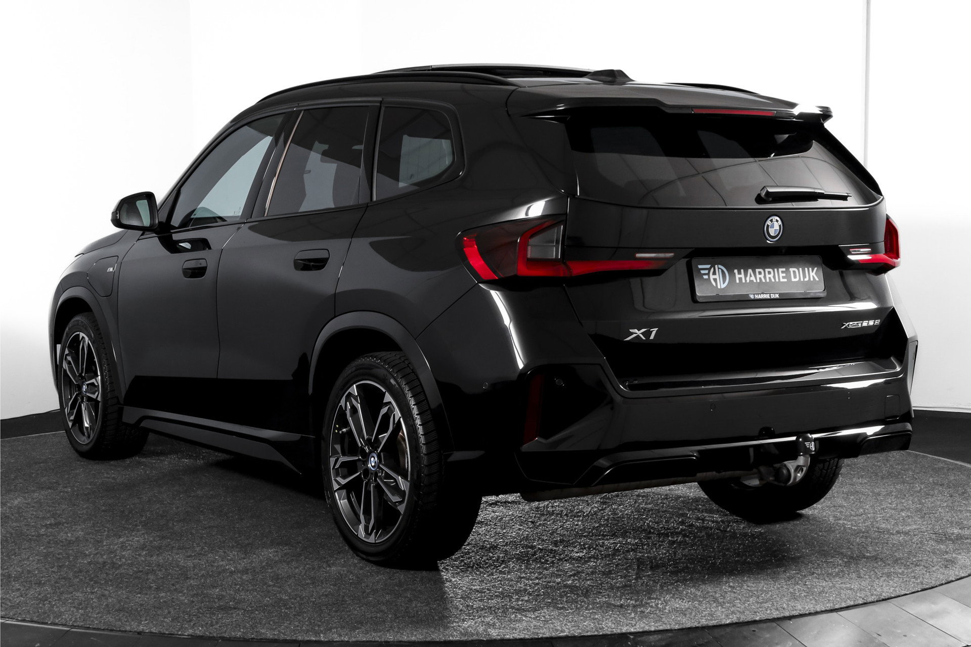BMW - X1