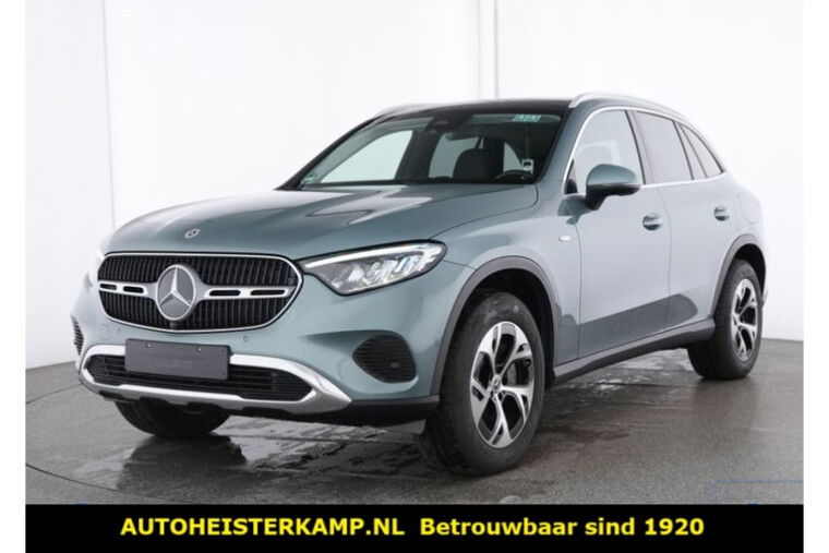 Mercedes-Benz GLC 300de 4MATIC Plug-In Hybrid Avantgarde Panoramadak Memory Trekhaak LED Camera Stuurverwarming Stoelverwarming