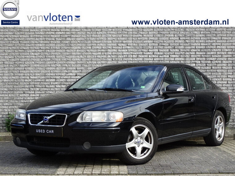 Foto van Volvo S60 2.4 Edition II | leder interieur | automaat | bluetooth |