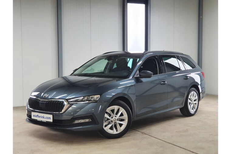 Škoda Octavia Combi 1.5 TSI 150 pk Apple Carplay/Android Auto led camera