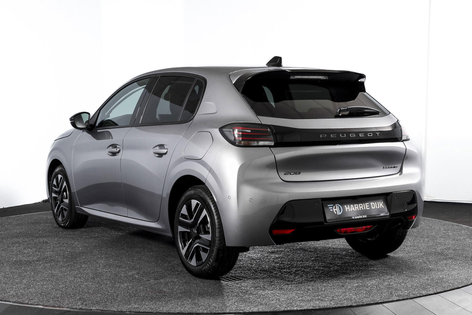 Peugeot - 208