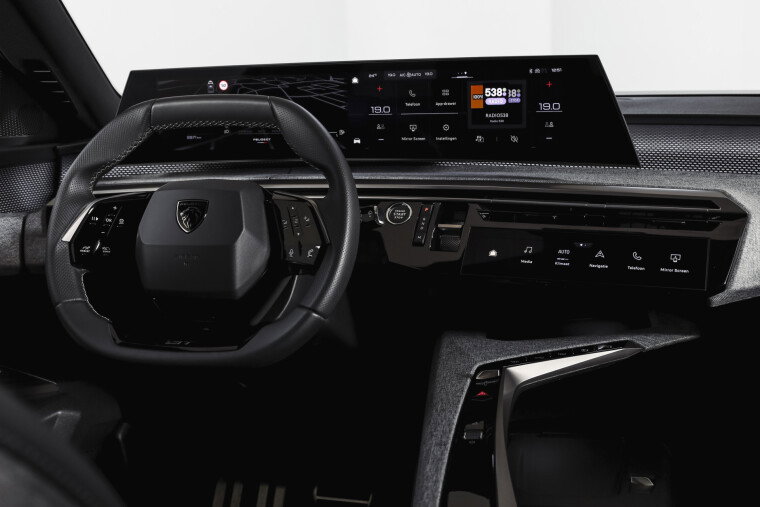 Peugeot - 5008