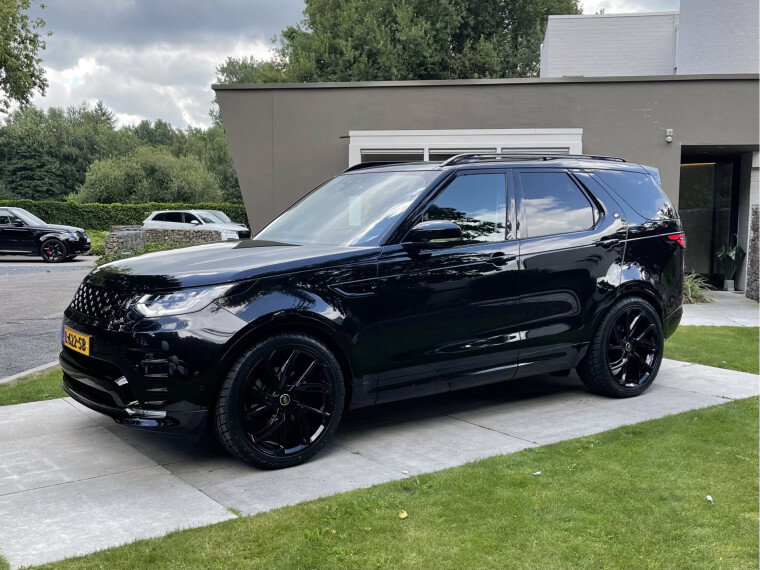Foto van Land Rover Discovery D300 HSE R-Dynamic