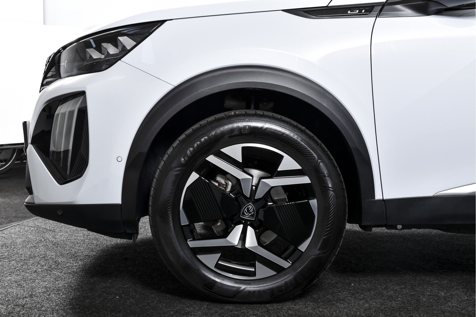Peugeot - 2008