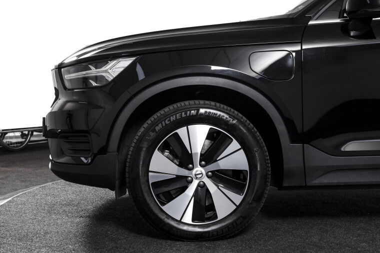 Volvo - XC40