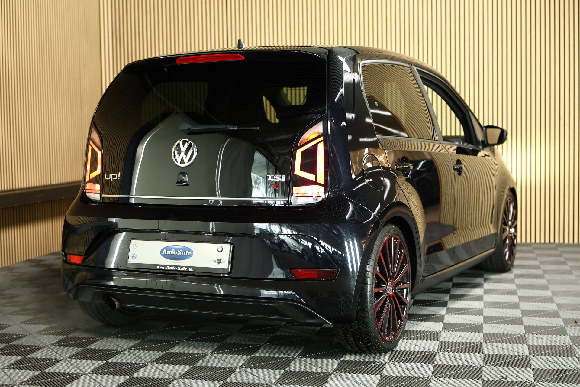 Volkswagen 1.0 TSI 140 PK BMT high up! CLIMA STOELVW CLIMA BT "17 - foto 3