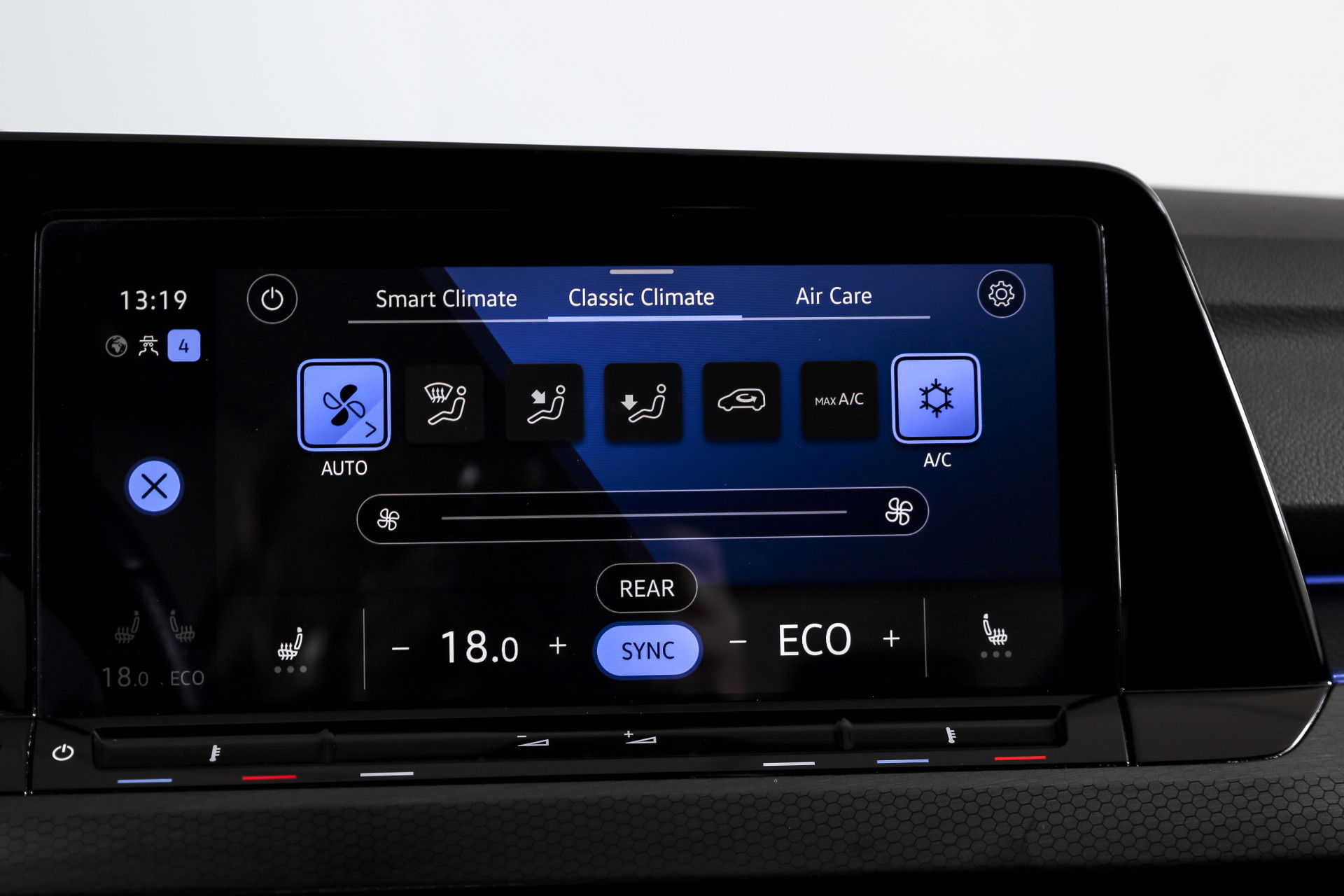 Volkswagen - Golf