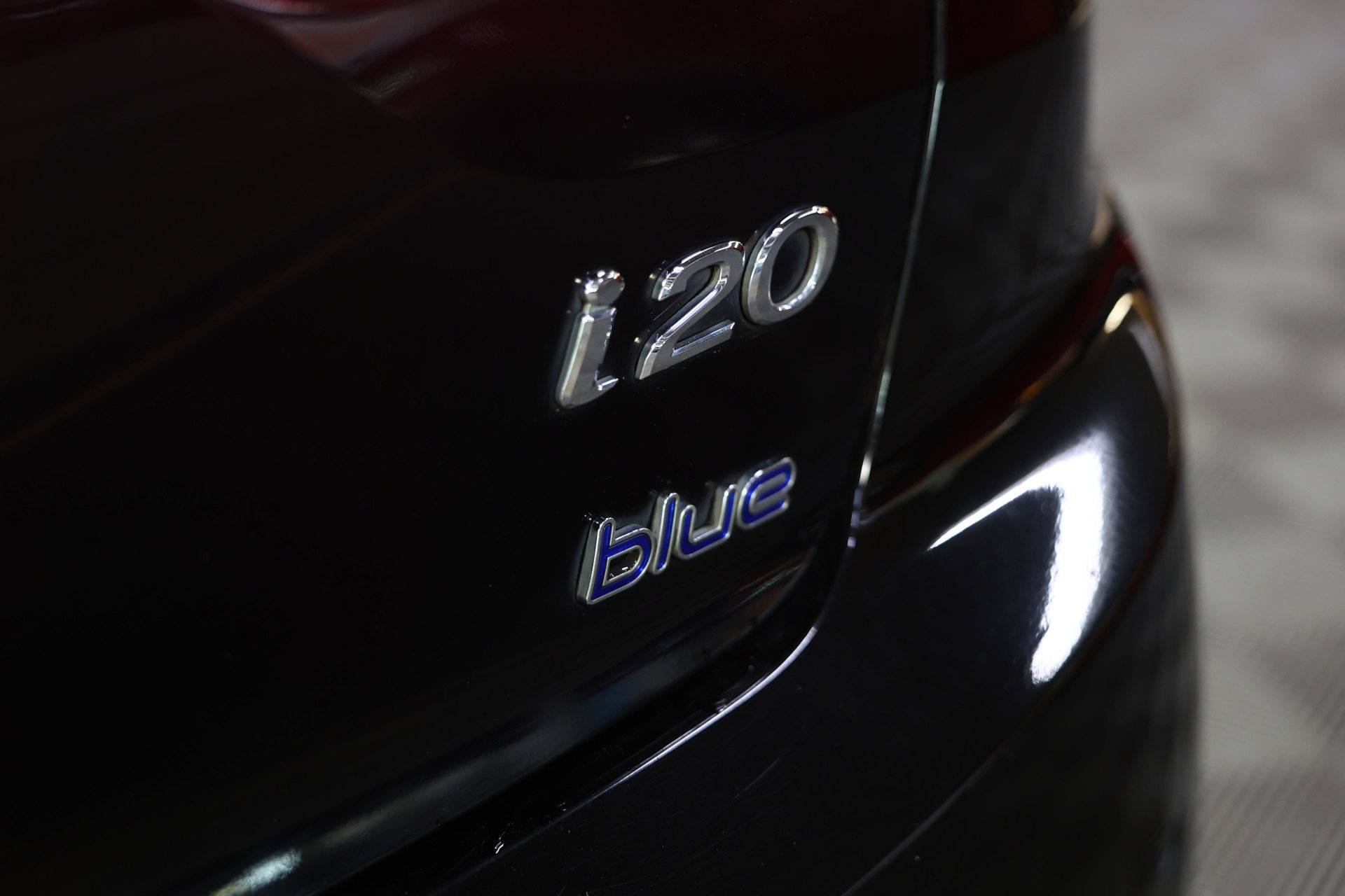 Hyundai 1.2 HP i-Motion Comfort CRUISE CLIMA BT THAAK '15 - foto 11