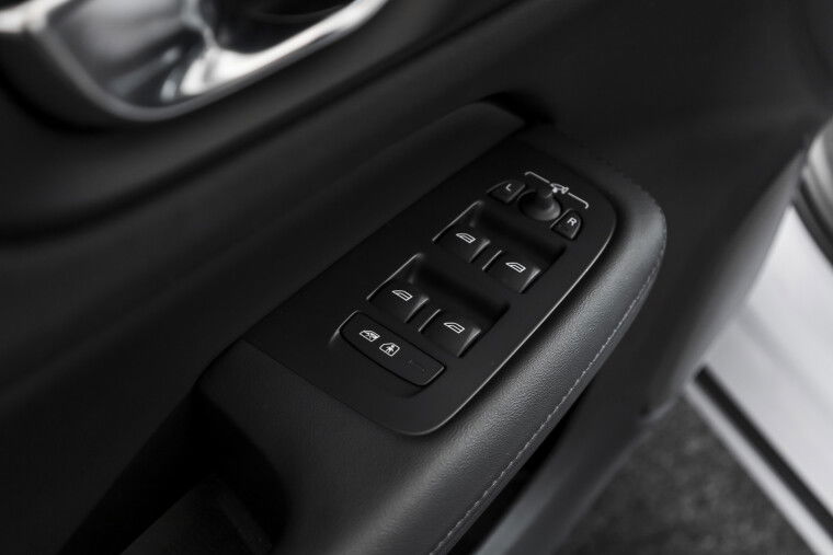 Volvo - V60