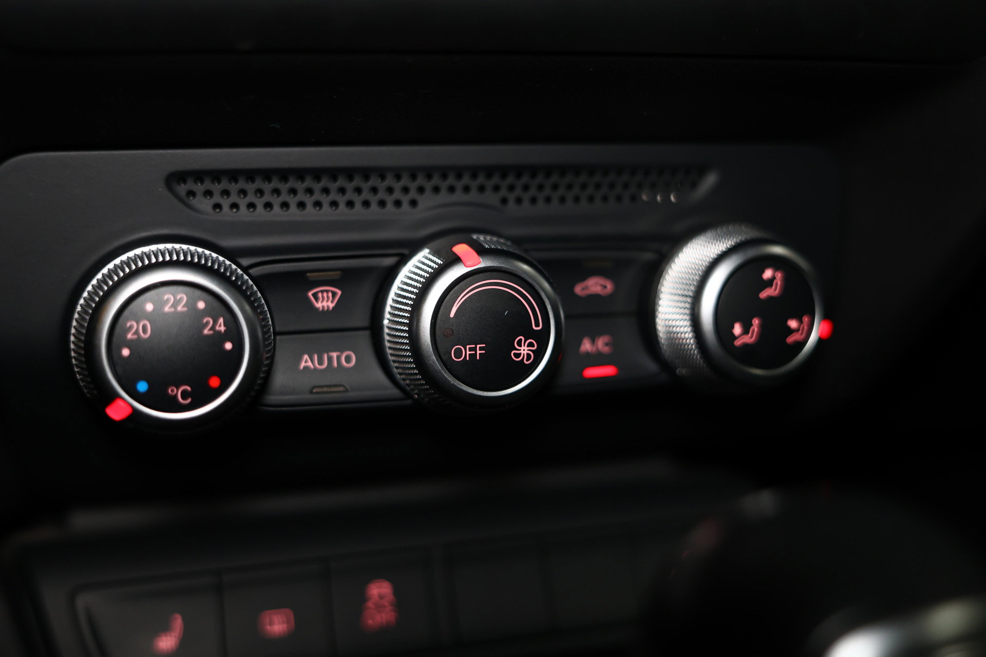 Audi 1.0 TFSI Pro Line AVM Automaat AIRCO NAVI CRUISE BT STOELVW "18 - foto 17