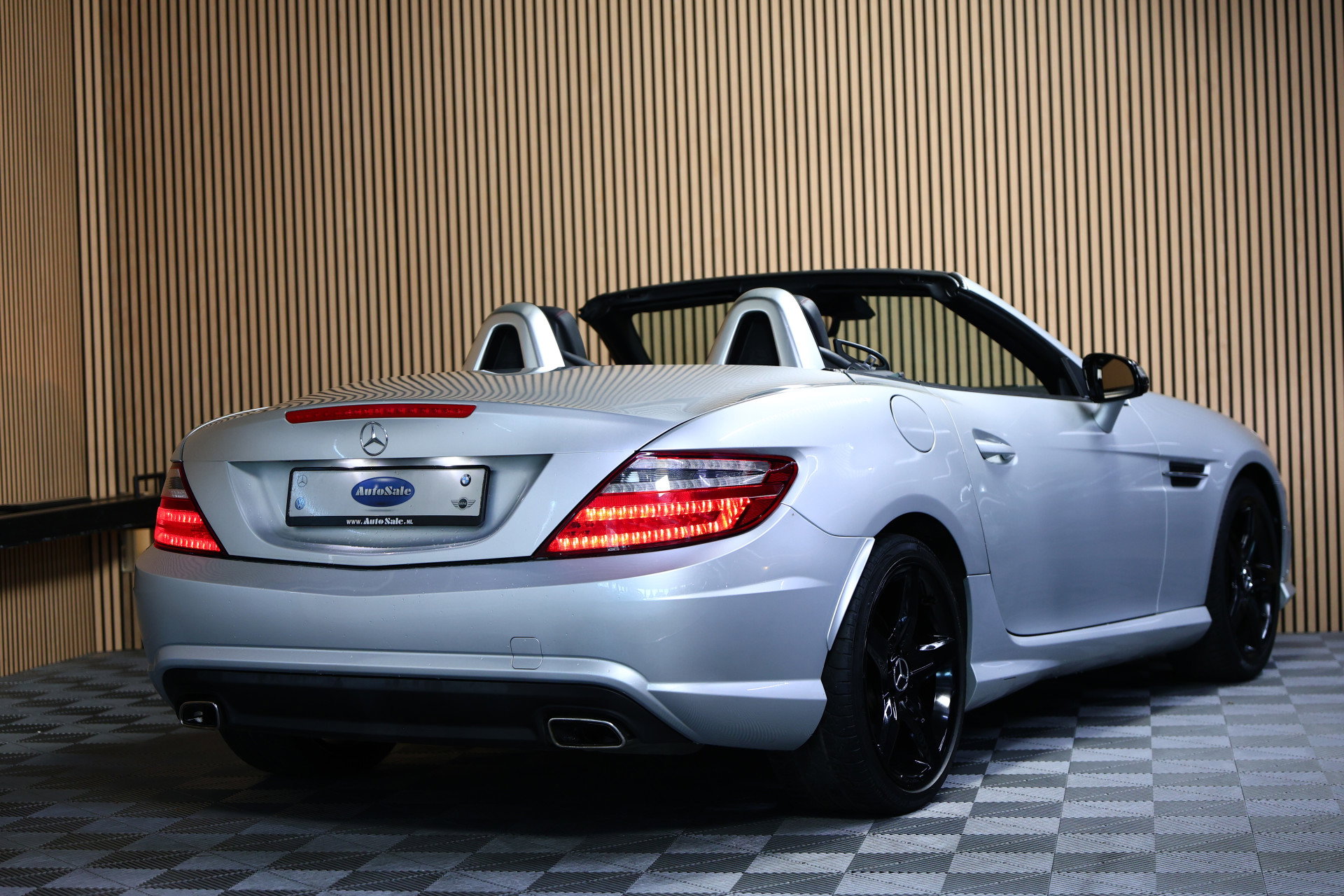 Mercedes-Benz 250 AMG AUT NAVI PANO AIRSCARF STOELVW ECC "11 - foto 3