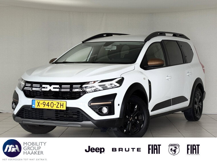 Foto van Dacia Jogger 1.6 Hybrid 140 Extreme 7-persoons