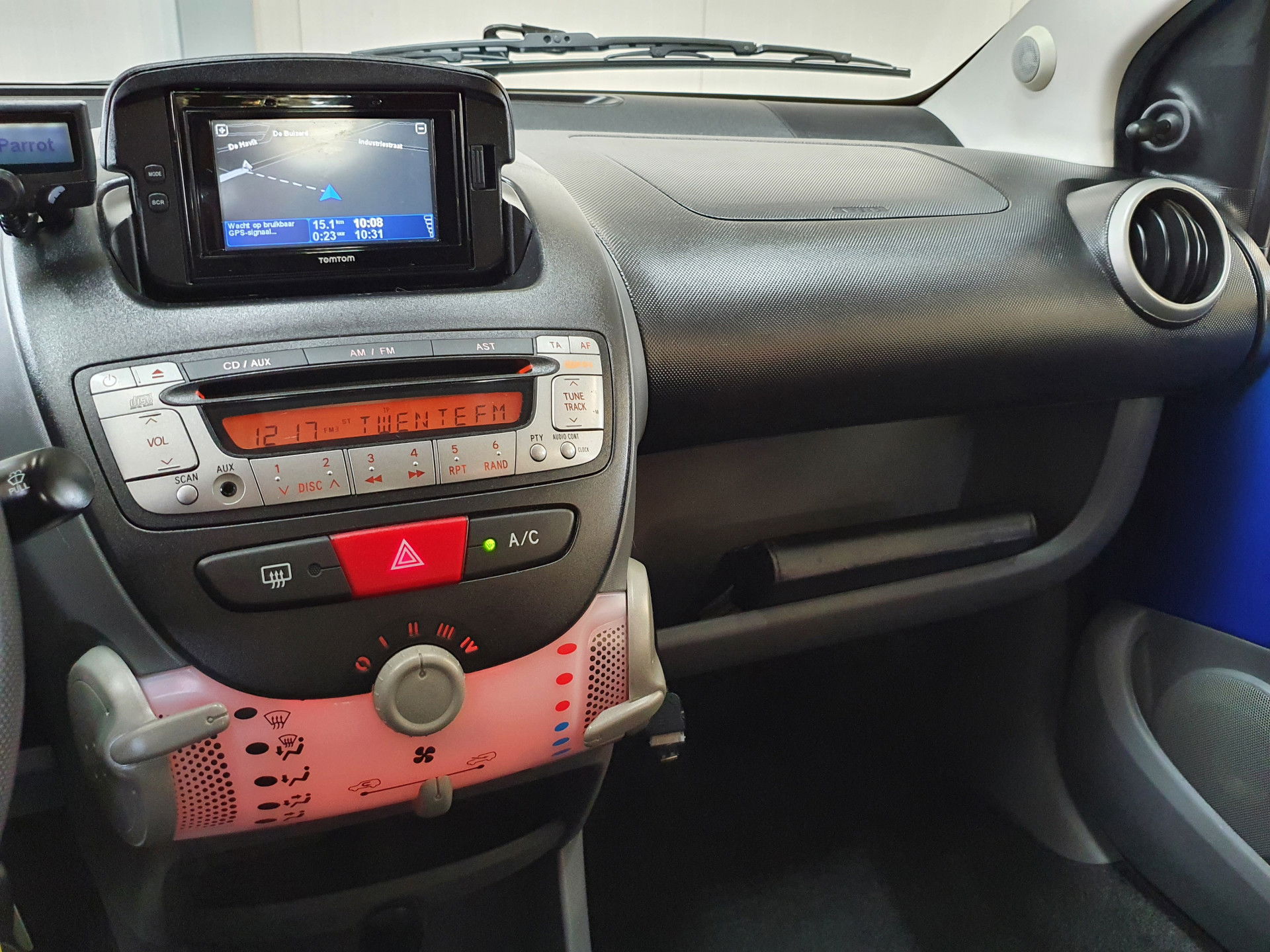 Toyota Aygo 1.012V Comfort Navigator 5drs navigatie airco bluetooth