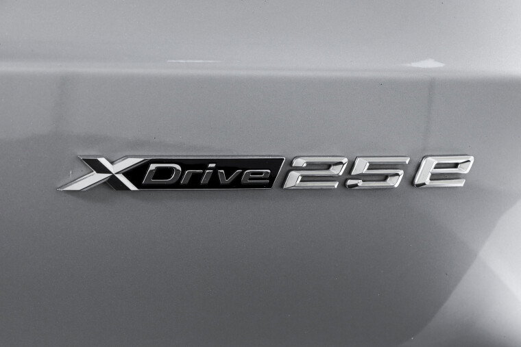BMW - X1