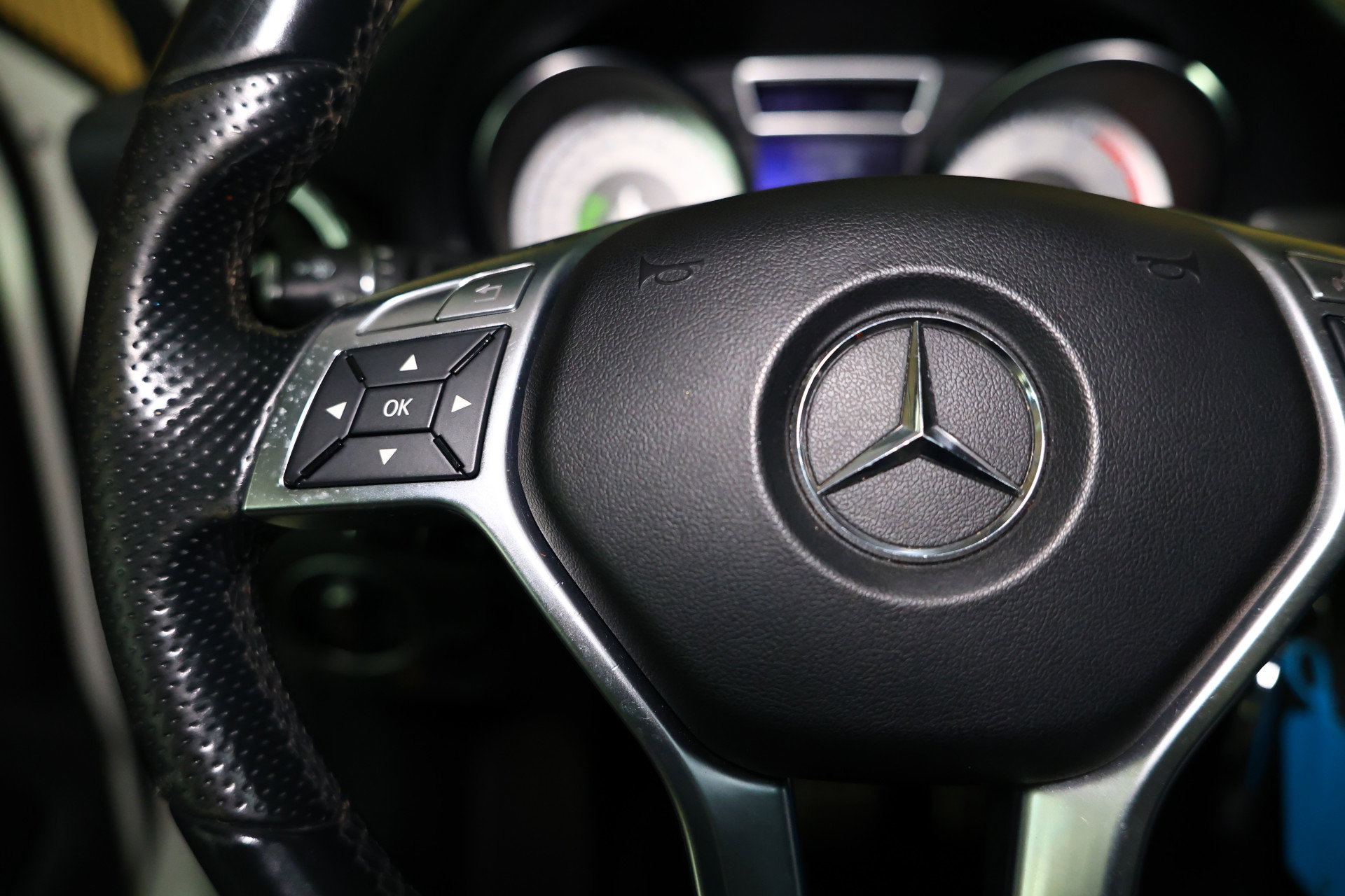 Mercedes-Benz 200 AMG Prestige PANODAK NAVI CLIMA CRUISE BT KEYLESS `14 - foto 15