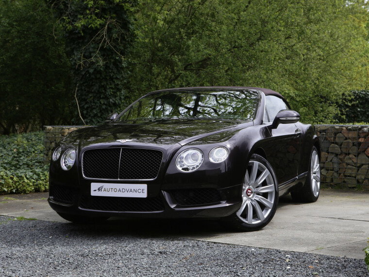 Foto van Bentley Continental GTC 4.0 V8 Mulliner