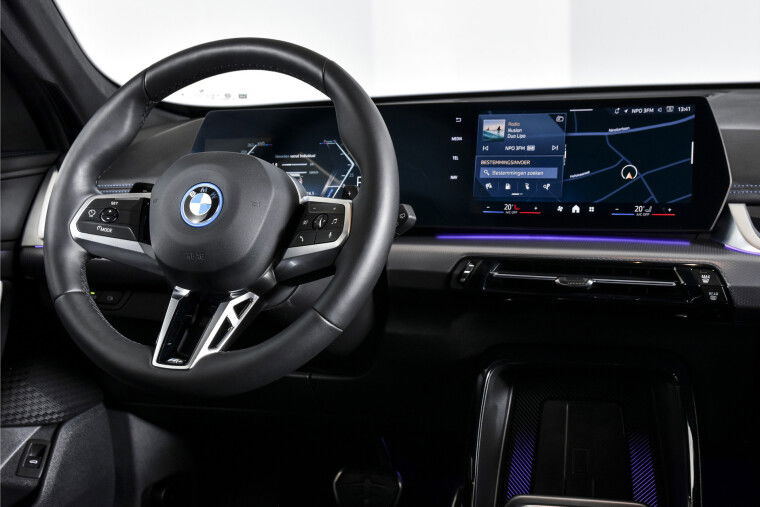 BMW - X1