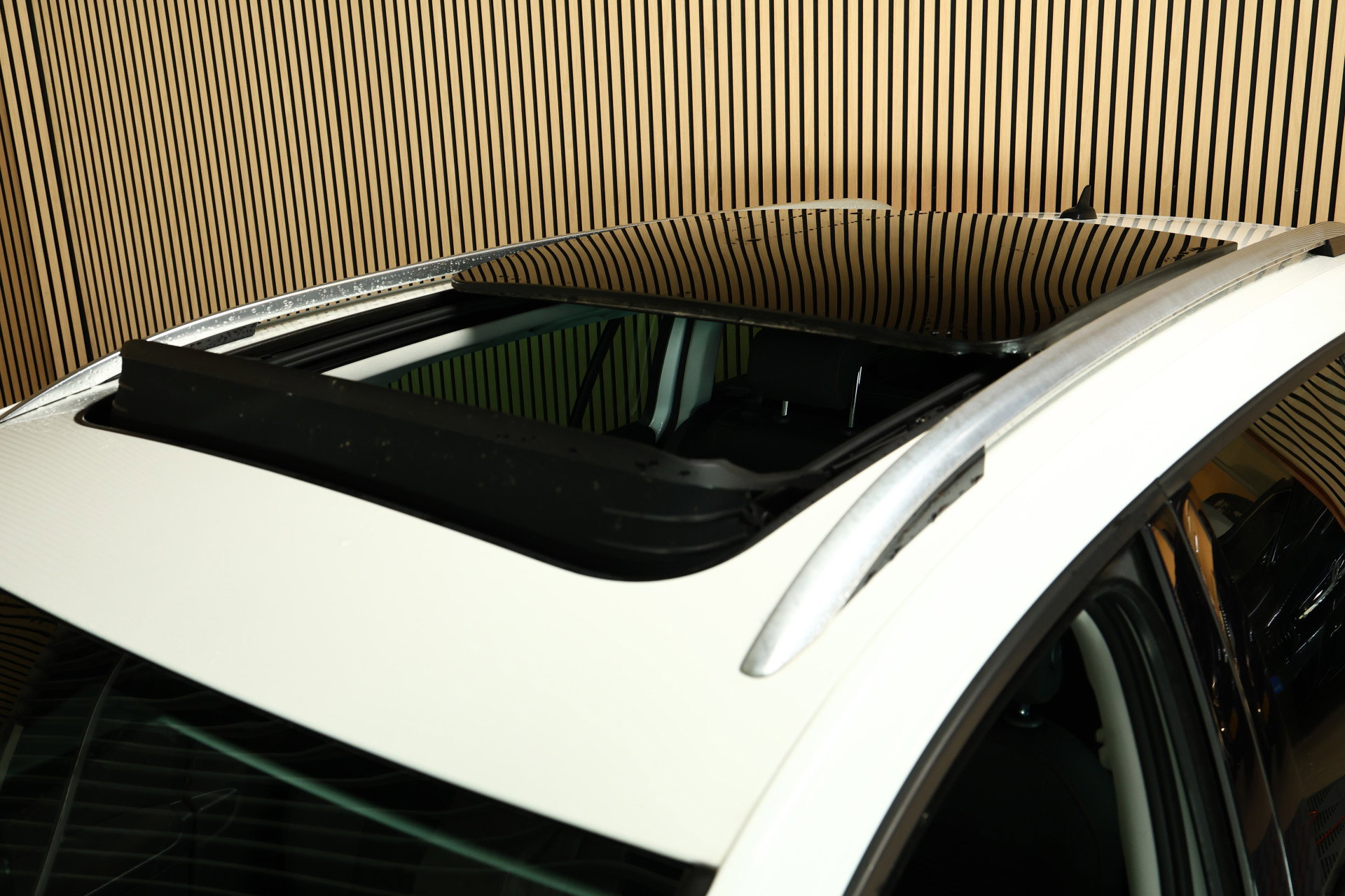 Volkswagen Variant 1.4 TSI Highline AUTOMAAT PANORAMADAK NAVI CARPLAY STOELVW "17 - foto 5