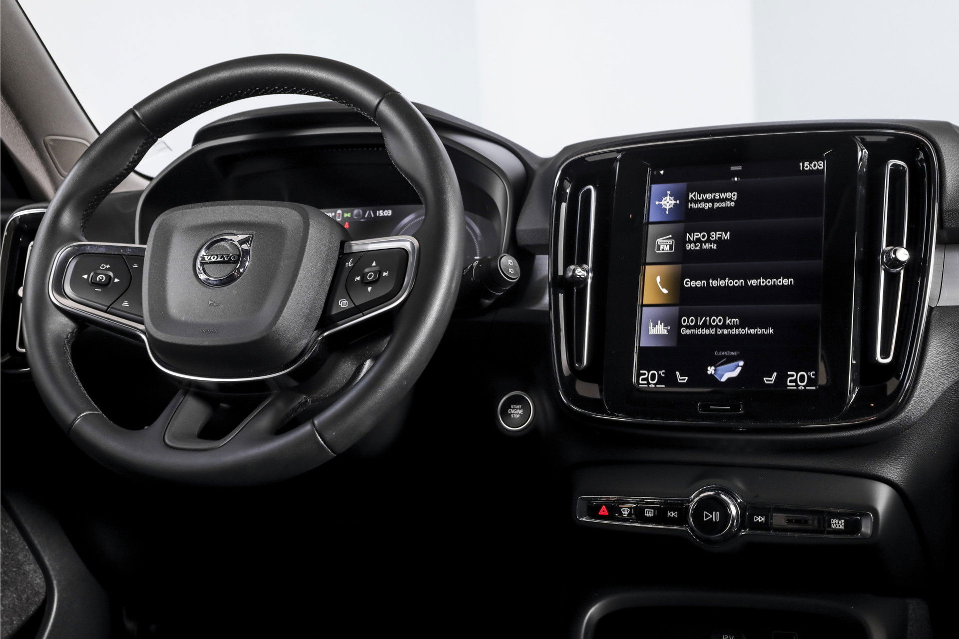 Volvo - XC40