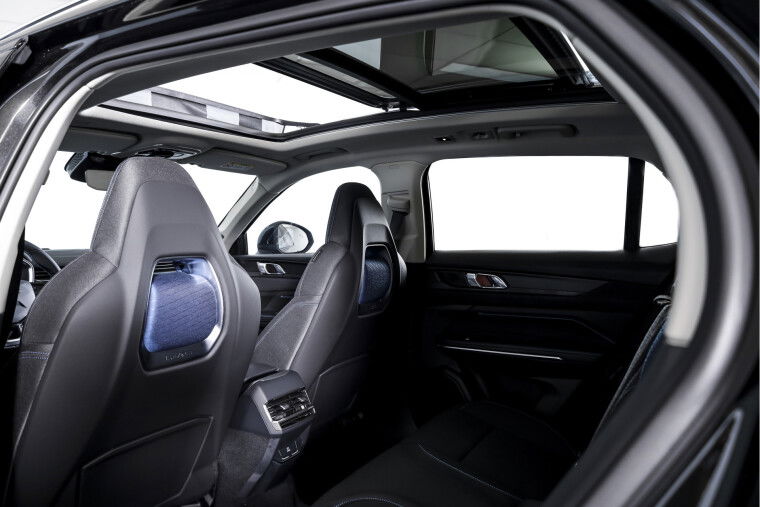 Lynk & Co - 01