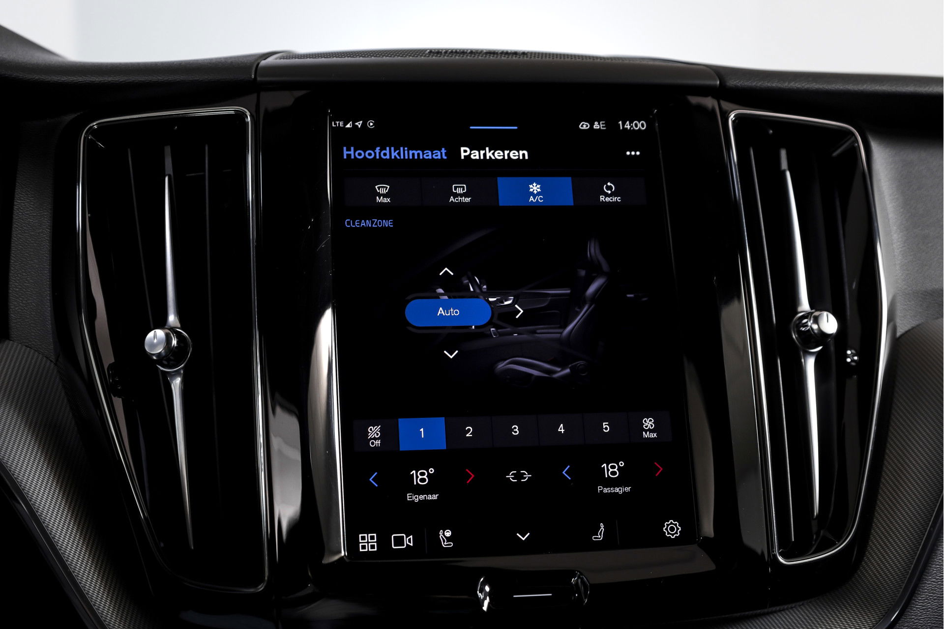 Volvo - XC60