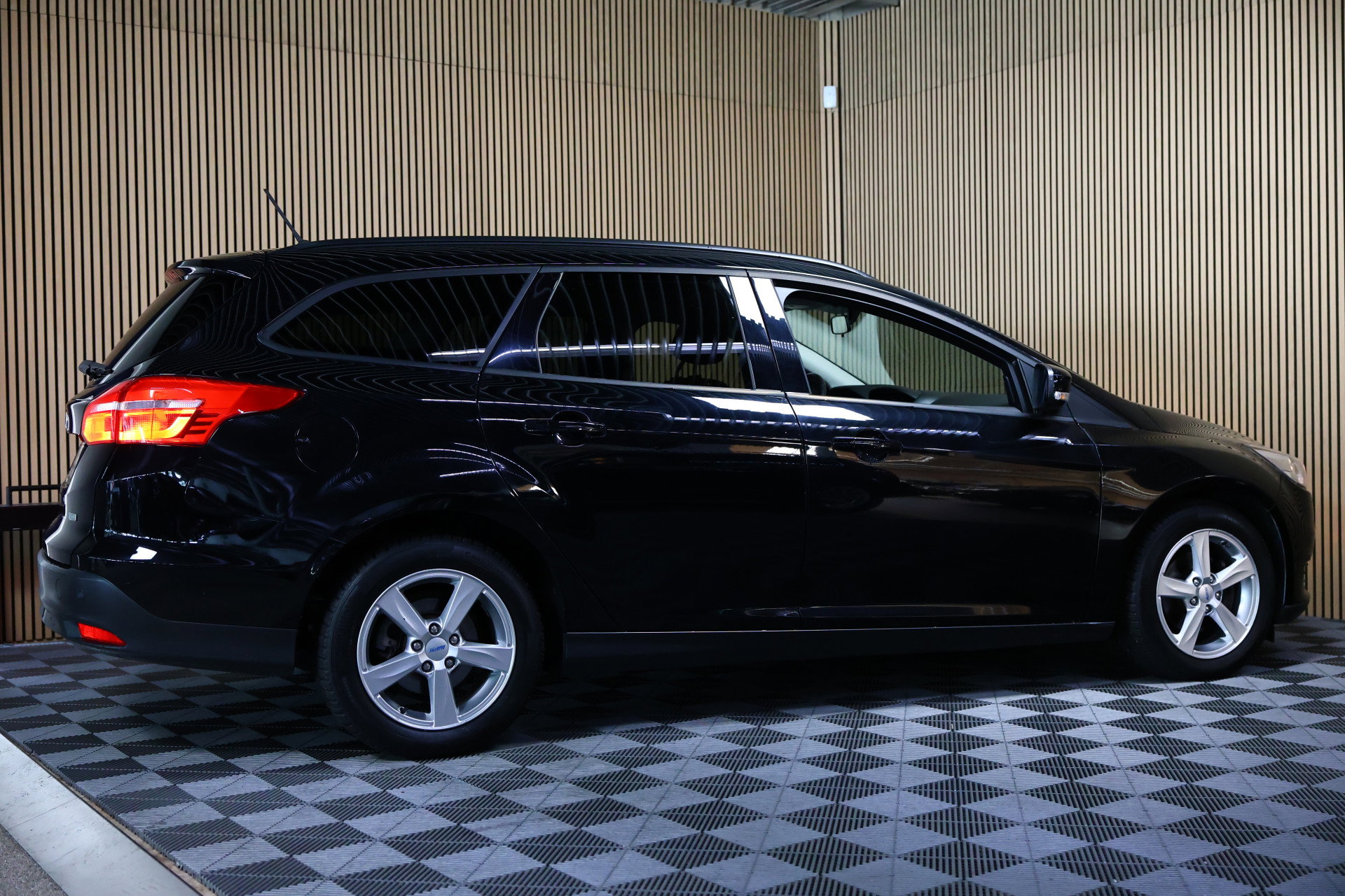 Ford Wagon 1.0 EcoBoost Titanium AUT NAV BT STOELVW PDC CRUISE '18 - foto 6