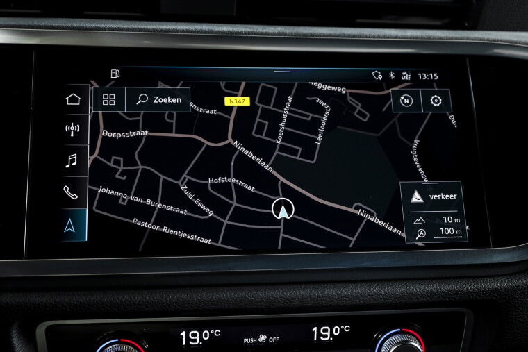 Audi - Q3