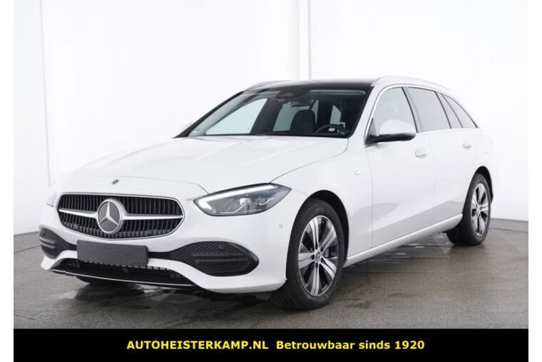 Mercedes-Benz C-Klasse Estate 300 de 4MATIC Plug-in Hybrid Avantgarde Panorama Schuifdak Camera LED Memory Stuurverwarming Stoelverwarming