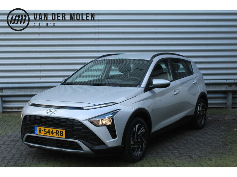 Foto van Hyundai Bayon 1.0 T-GDI 101pk MHEV Comfort Trekhaak NL-Auto NAP