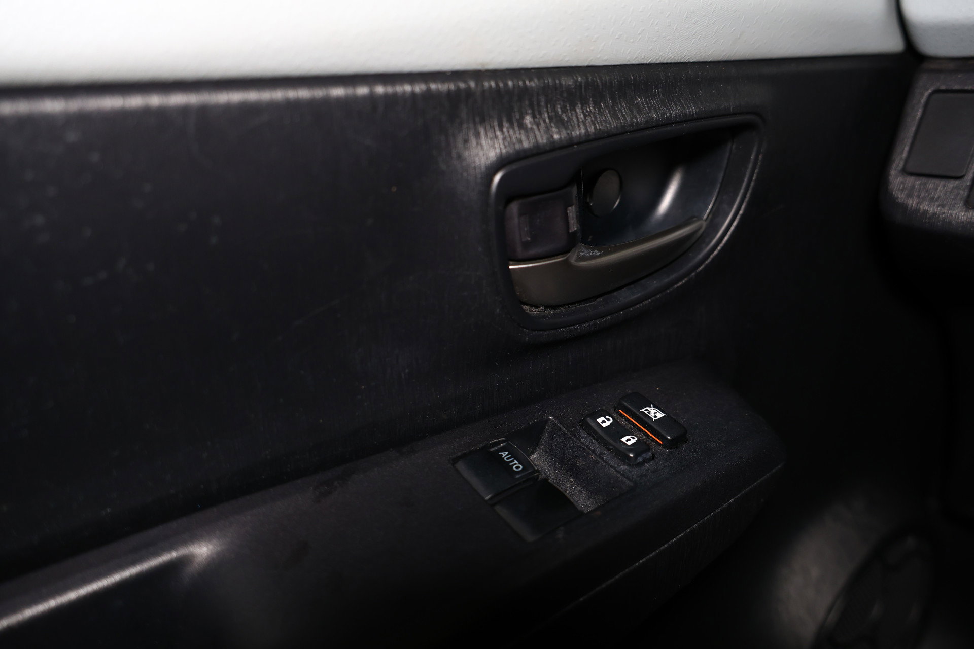 Toyota 1.5 Full Hybrid Comfort CLIMA RADIO AUTOMAAT "14 - foto 11