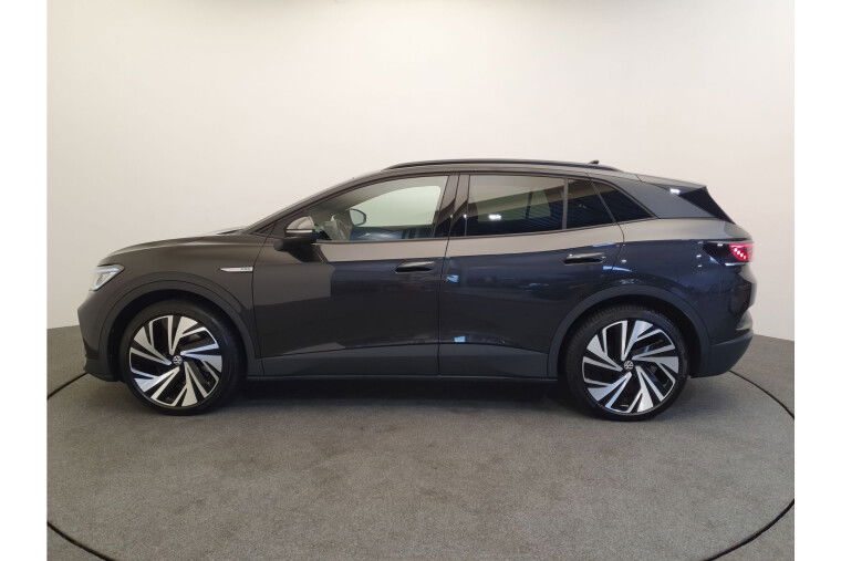 Volkswagen ID.4 Pro 77 kWh 204pk Wegklapbare trekhaak, Panoramadak, 360 camera, IQ.Light