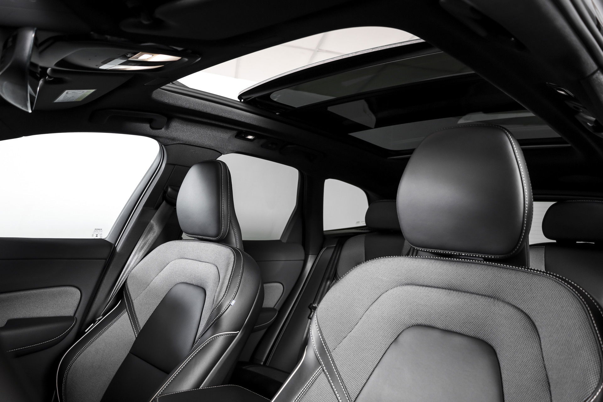Volvo - XC60