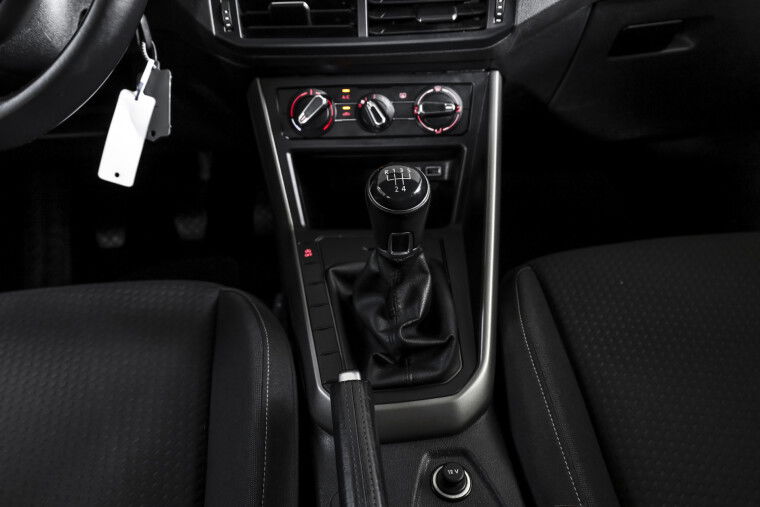 Volkswagen - Polo