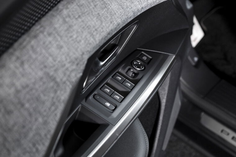 Peugeot - 3008