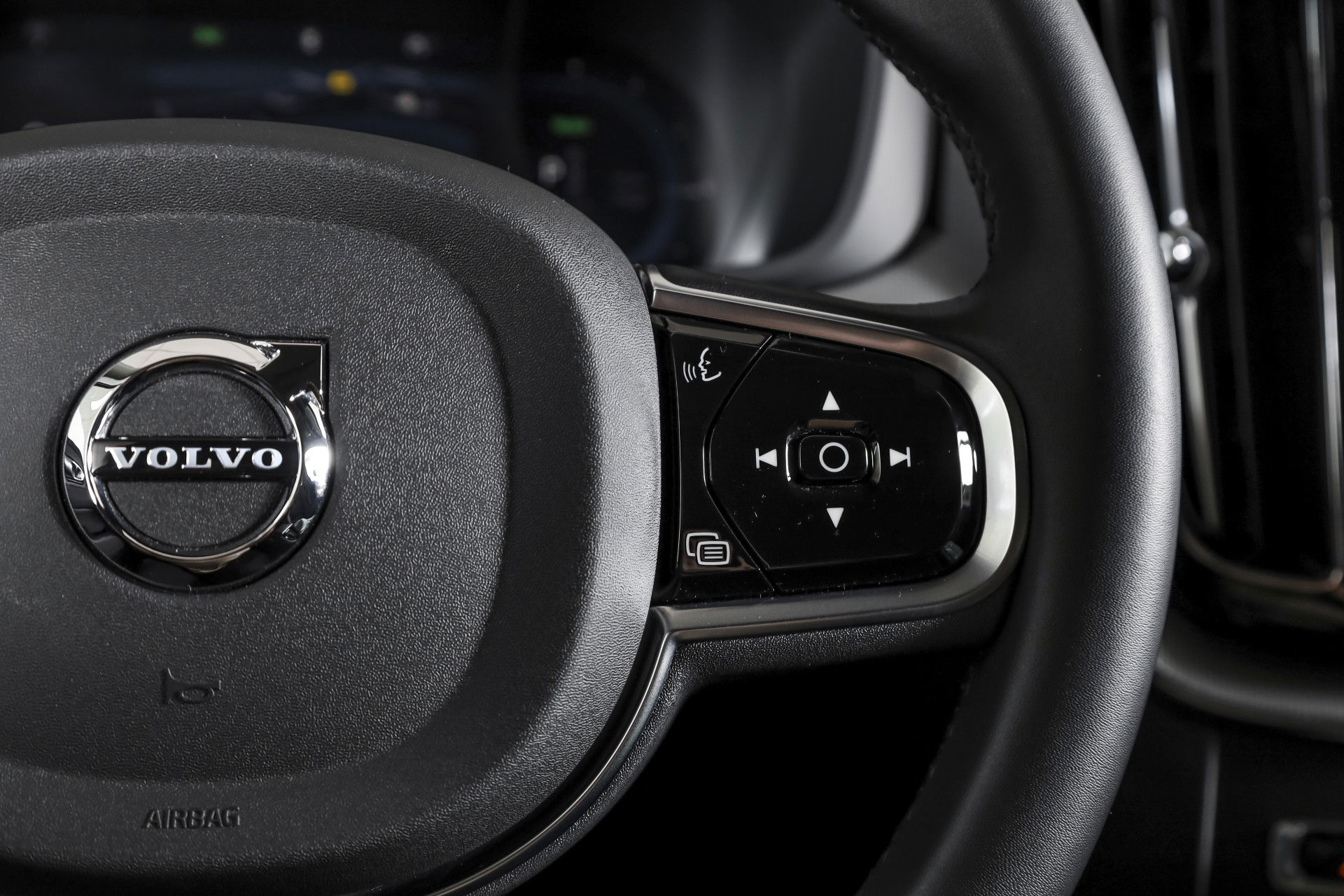 Volvo - XC60