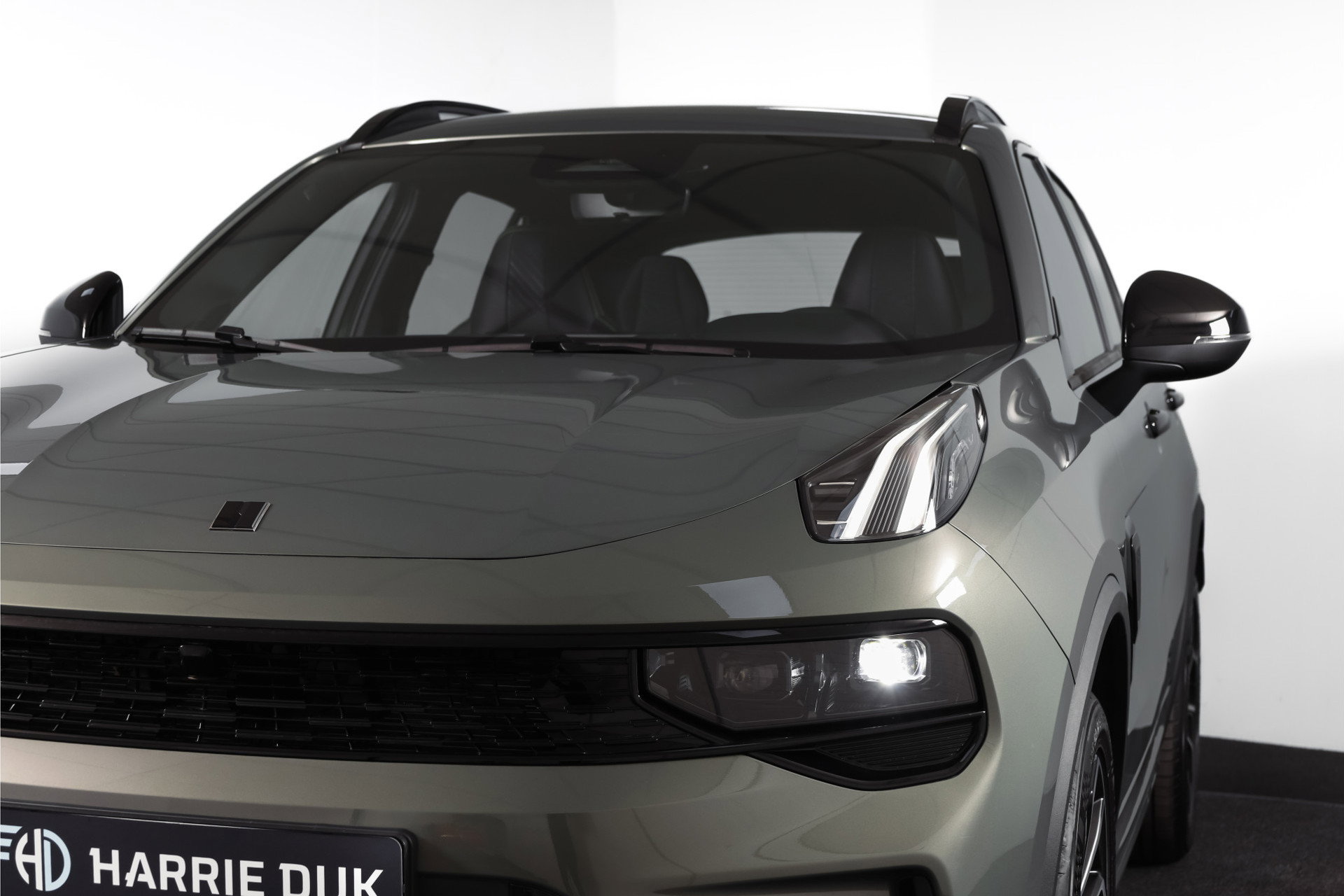 Lynk & Co - 01