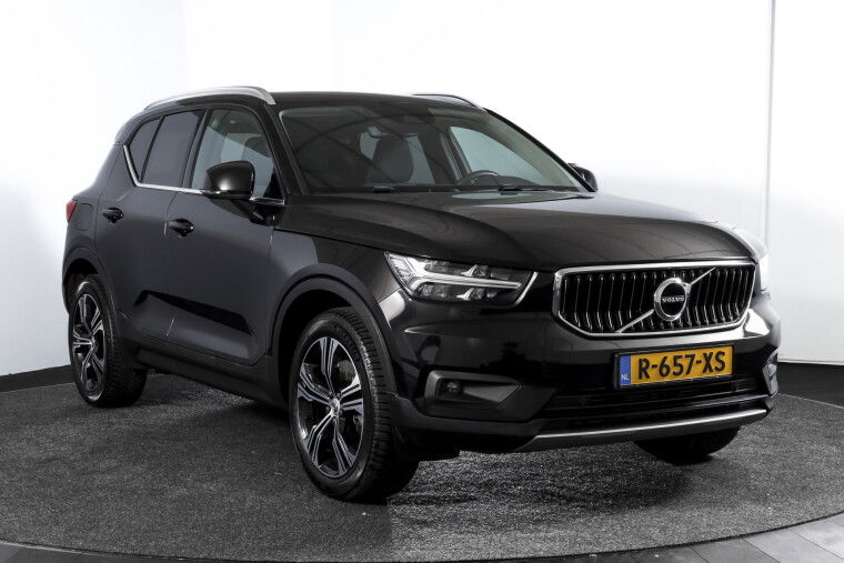 Volvo - XC40