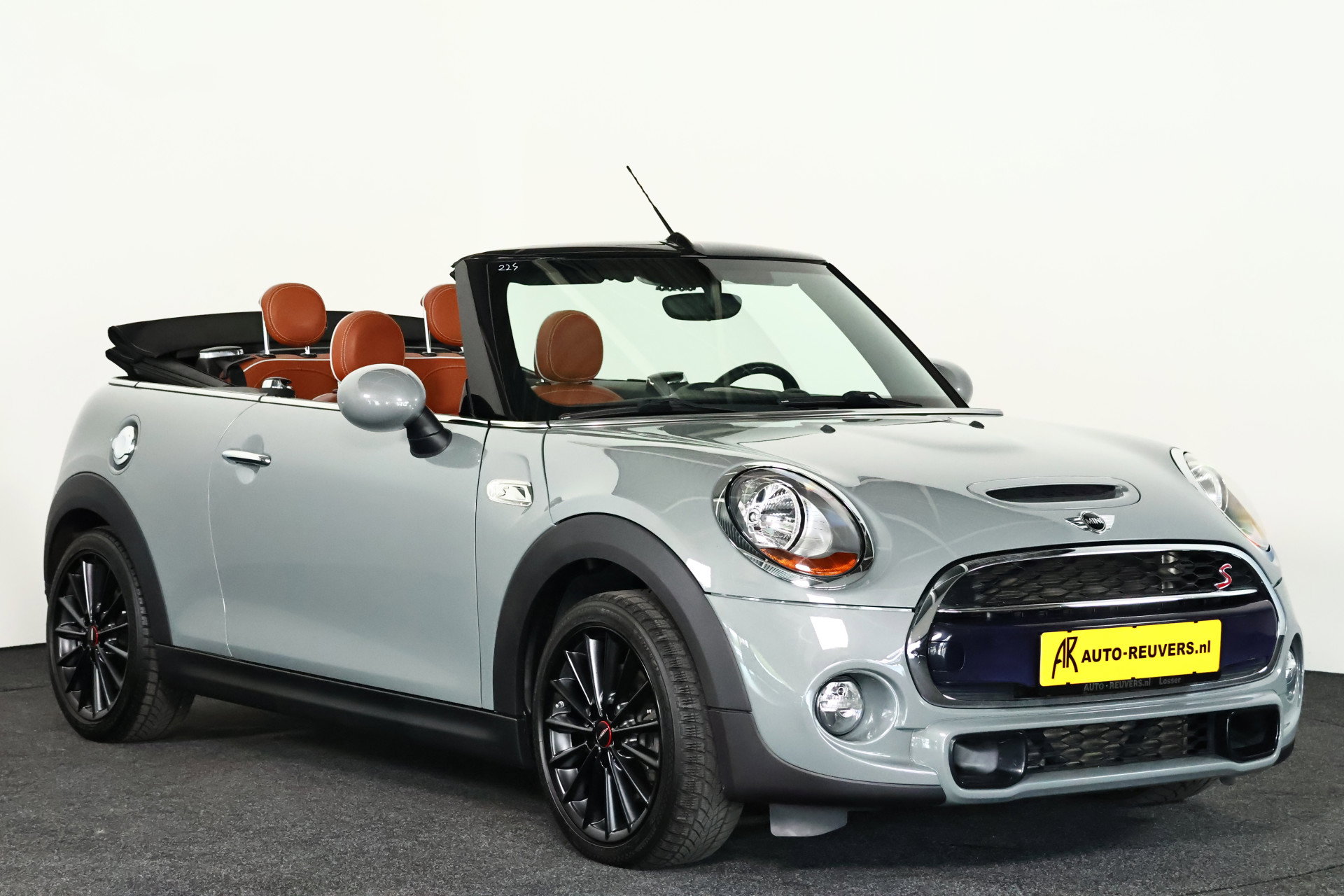 MINI Cabrio
