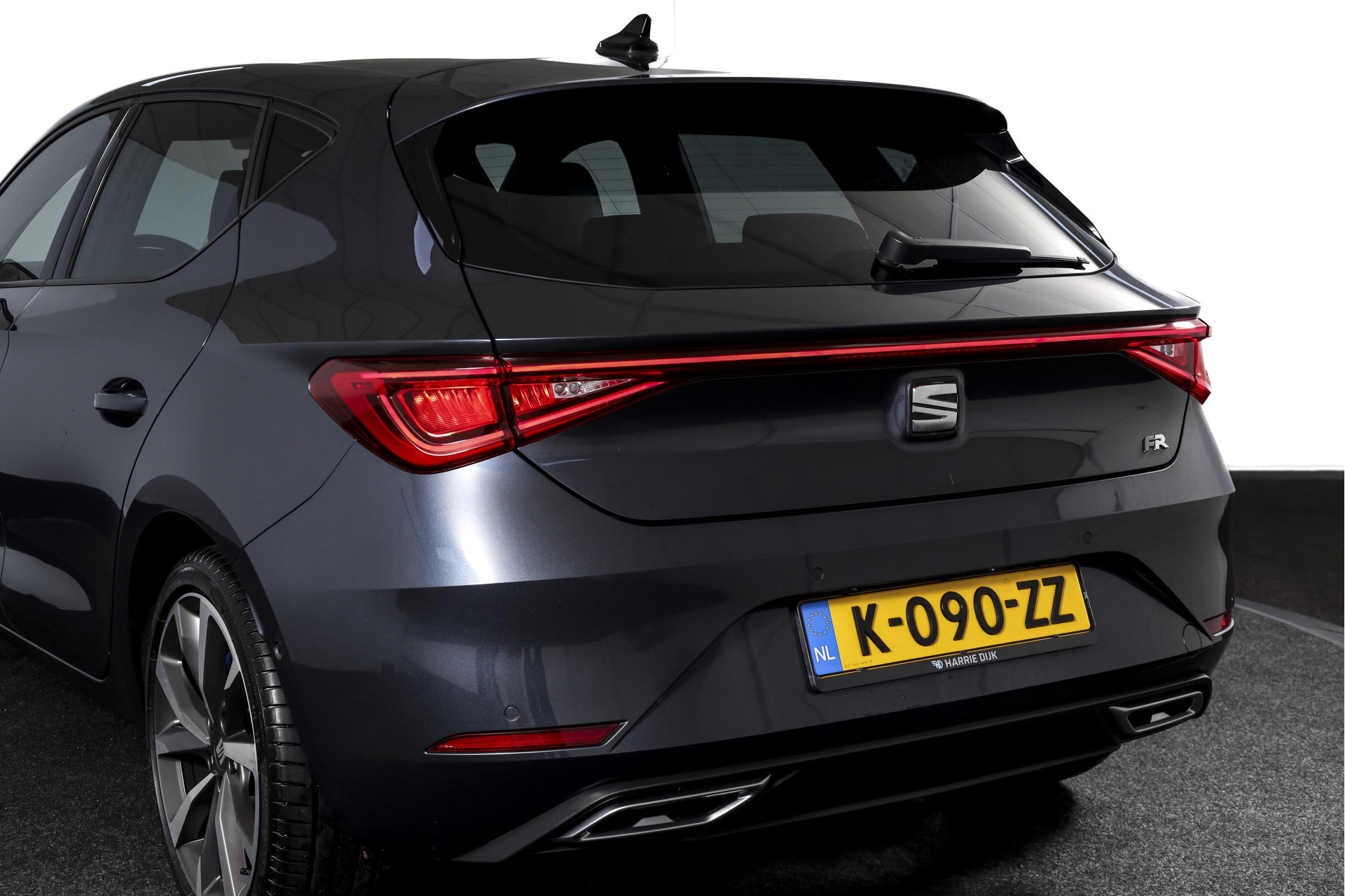 SEAT - Leon