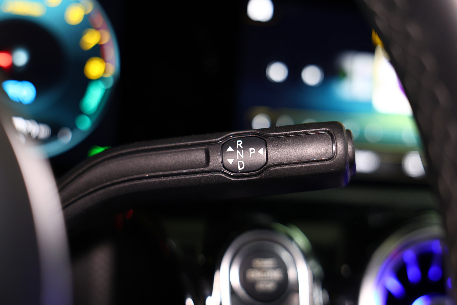 Mercedes-Benz 250e AMG AMBIENTE PANODAK NAVI AUTOM CRUISE PDC CAM SFEER '20 - foto 22