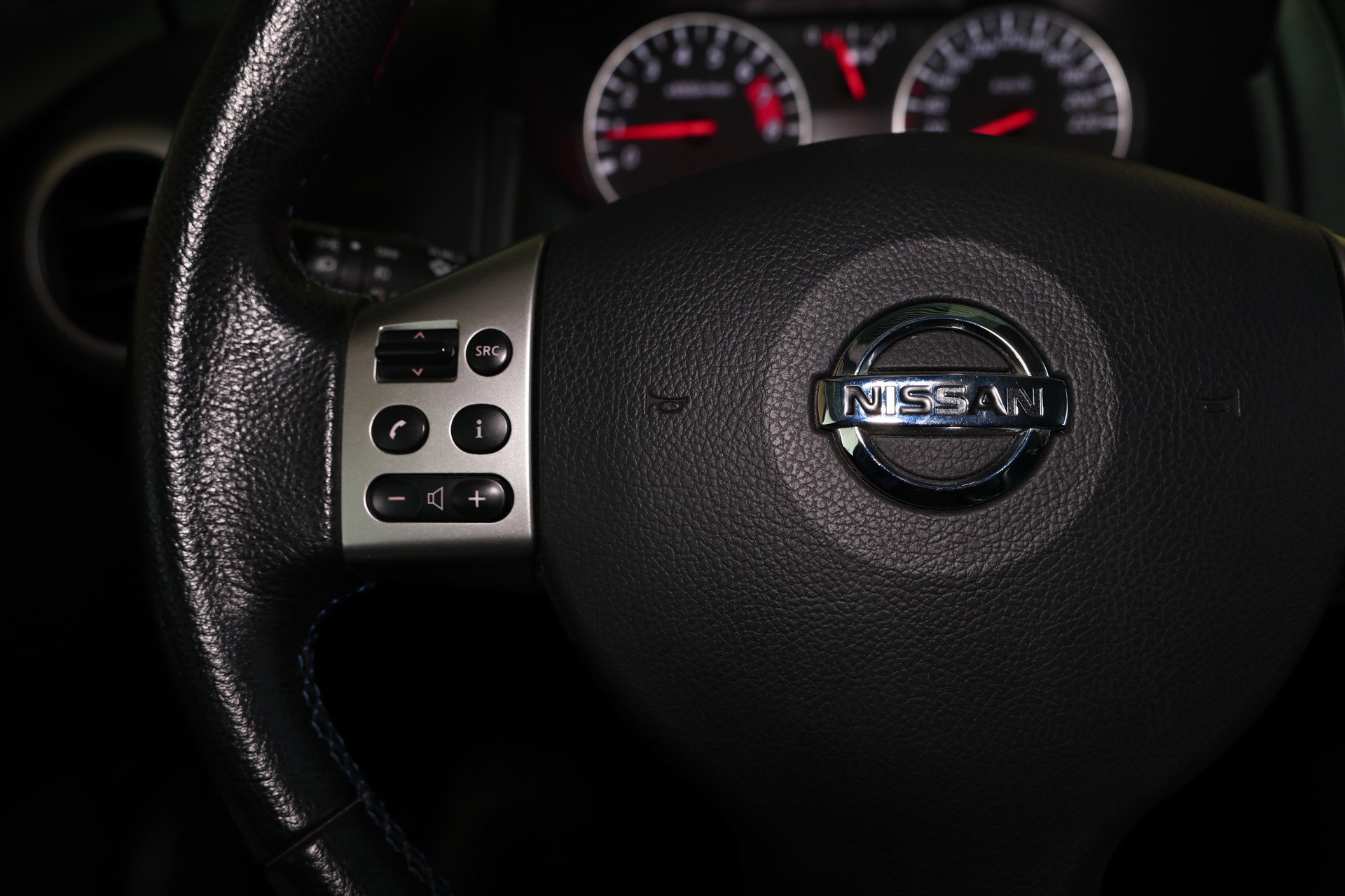 Nissan 1.6 Connect Edition AUTOM NAVI AIRCO CRUISE BT "12 - foto 12