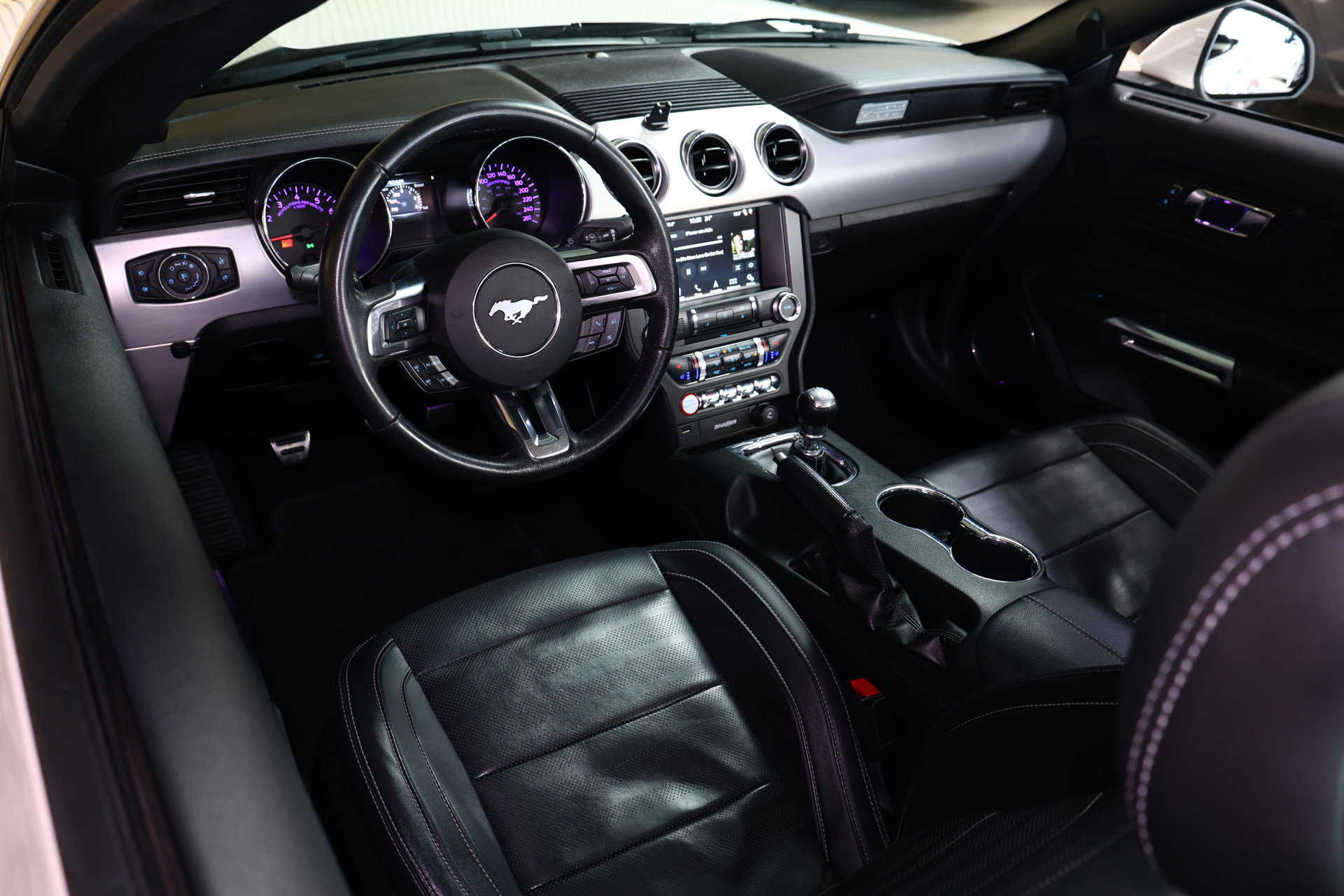 Ford Convertible 2.3 EcoBoost AVM NAVI CLIMA CAMERA KEYLSS PDC CRUISE LEDER SUBWH "19 - foto 34
