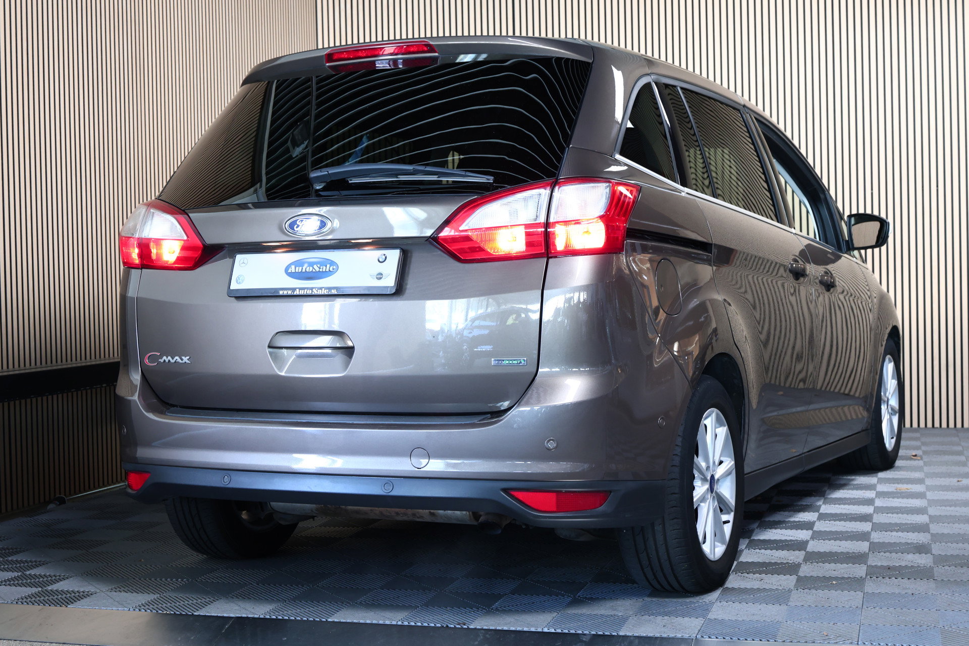 Ford 1.5 Titanium AUTOMAAT NAVI STOELVW KEYLS PDC CRUISE BT '17 - foto 3
