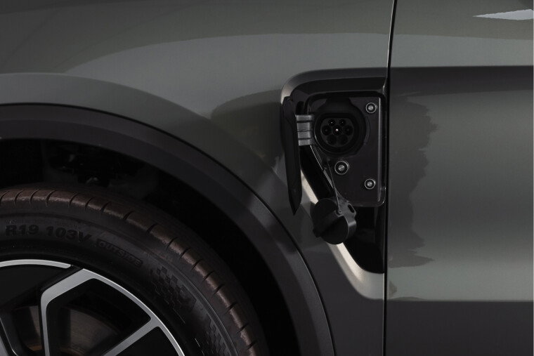 Lynk & Co - 01