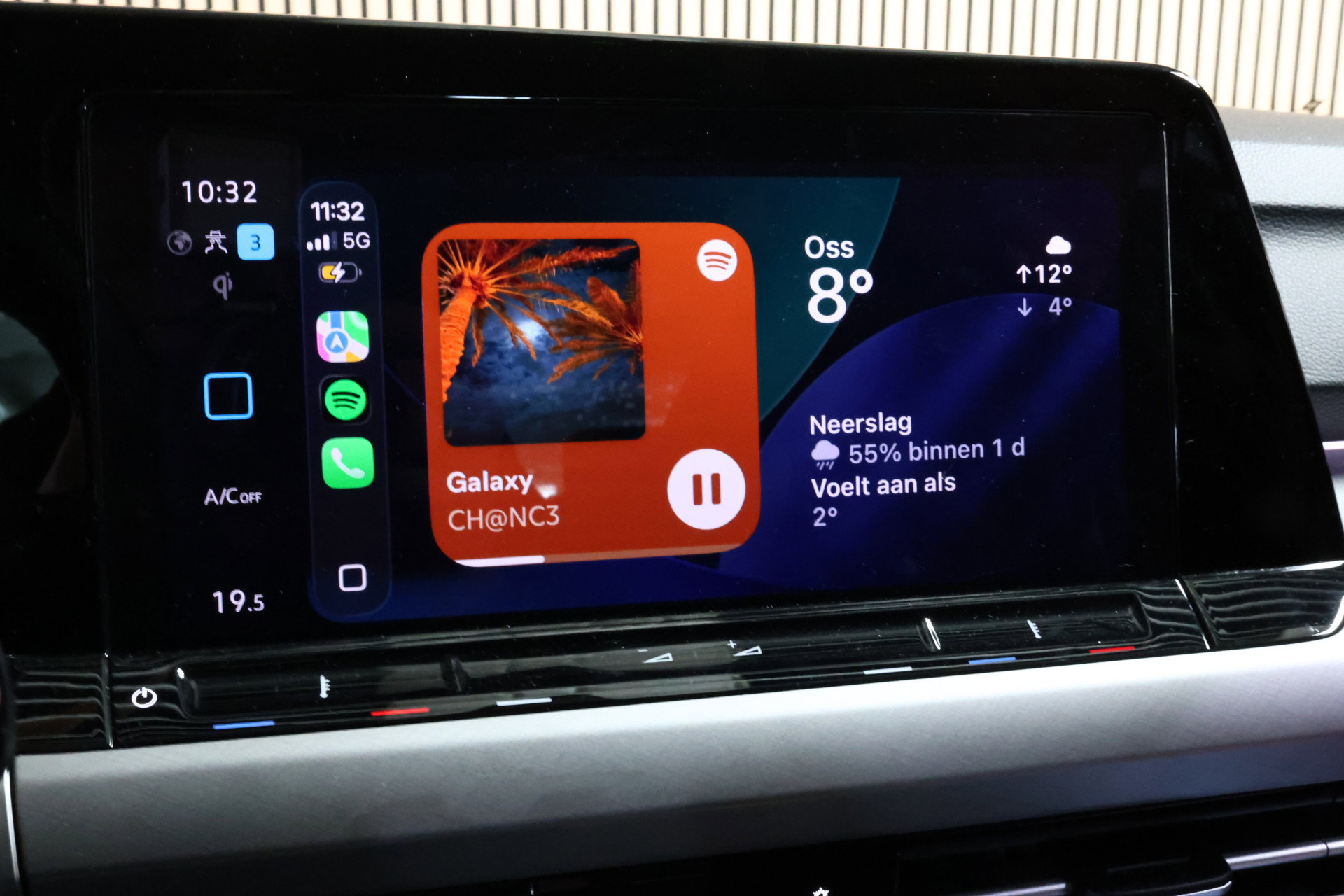 Volkswagen R line 1.0 eTsi AVM ACC CARPLAY CAMERA PDC '24 - foto 19