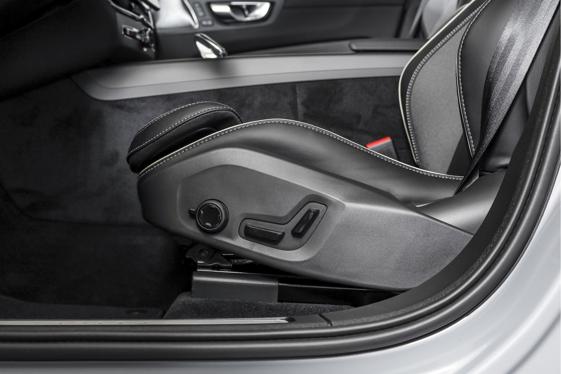 Volvo - XC60